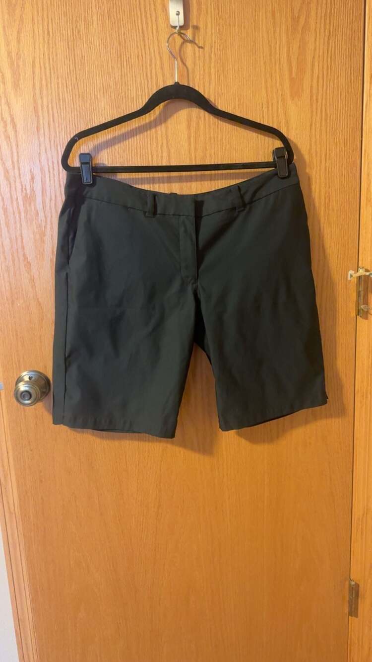 Nike Golf Women's Dri-FIT Black Shorts Size 14
